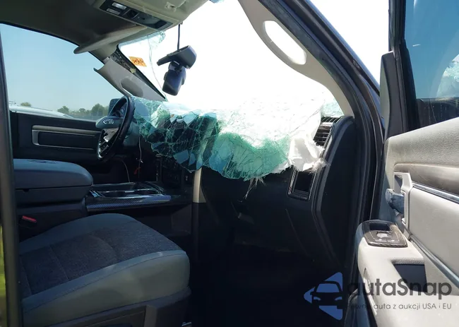 3C6RR7LT0GG206590: 42466251