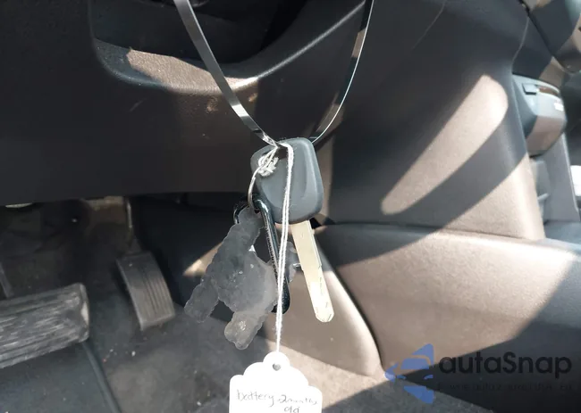 1HGCP36899A008260: 42465325