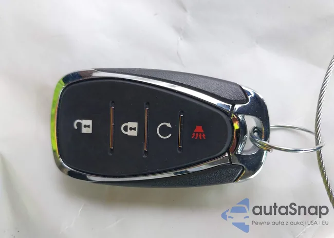 KL77LKE27RC160672: 42465637