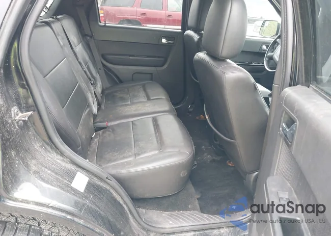 1FMCU9EG4AKD09015: 42466872