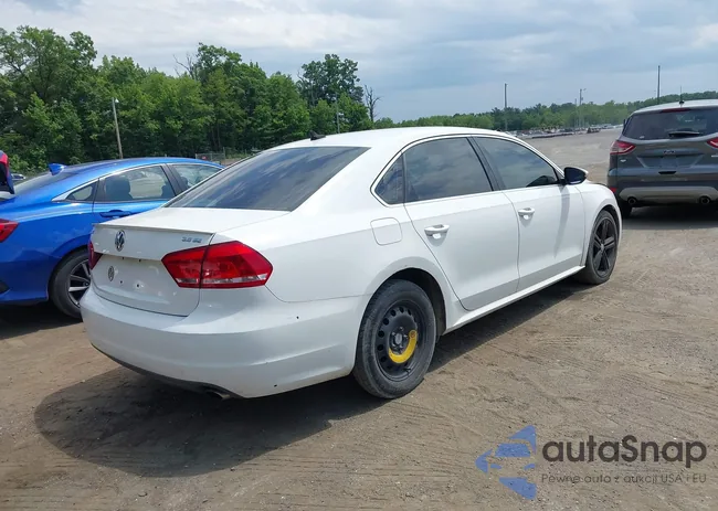 1VWBM7A33CC023707: 42466971