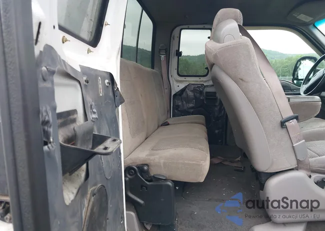 1FTNX21L51EB77184: 42466978