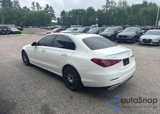 W1KAF4HB5NR016400: 42467013