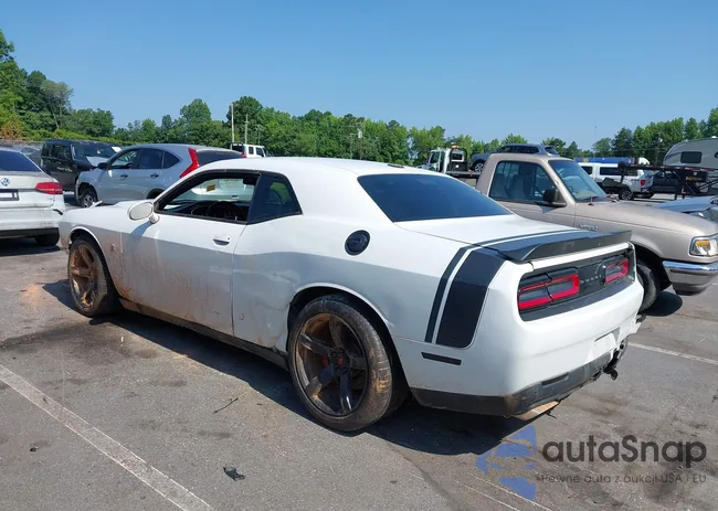 2C3CDZFJXJH224013: 42467051