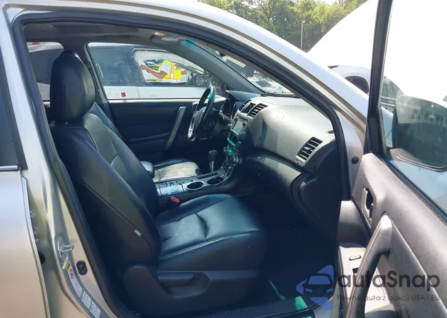 5TDBK3EH7DS245366: 42467192