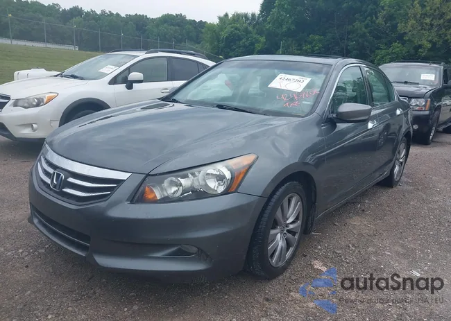 1HGCP3F8XBA012081: 42467202