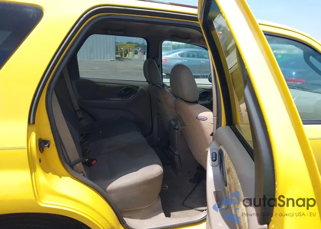 1FMYU03122KA38022: 42467239