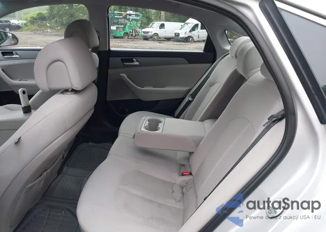 5NPE24AF7GH377089: 42467798