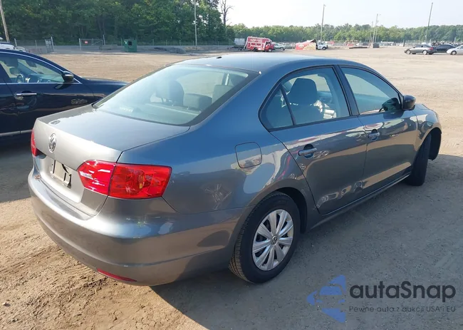 3VW2K7AJXEM351762: 42467930