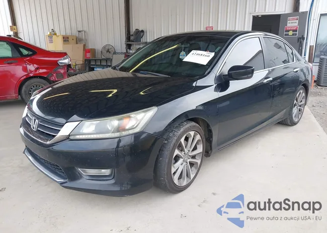 1HGCR2F50DA073677: 42468160