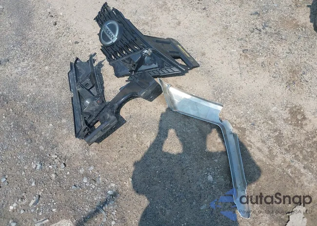 JN8AT2MV2LW109143: 42467404