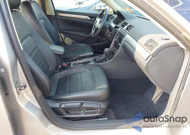 1VWBS7A38EC085306: 42467412