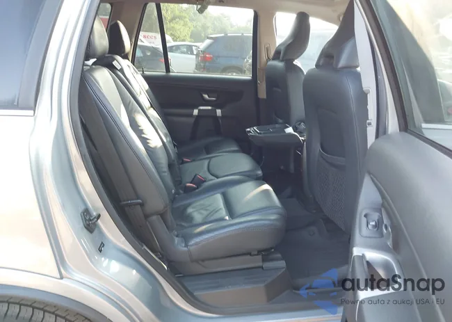 YV4952CYXC1620436: 42467450