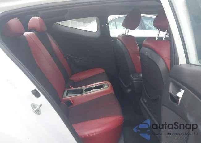 KMHTC6AD3DU131703: 42468831