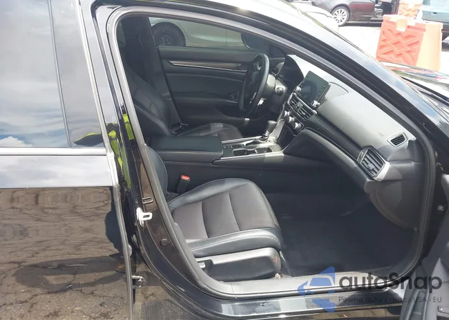 1HGCV1F37JA125953: 42469046