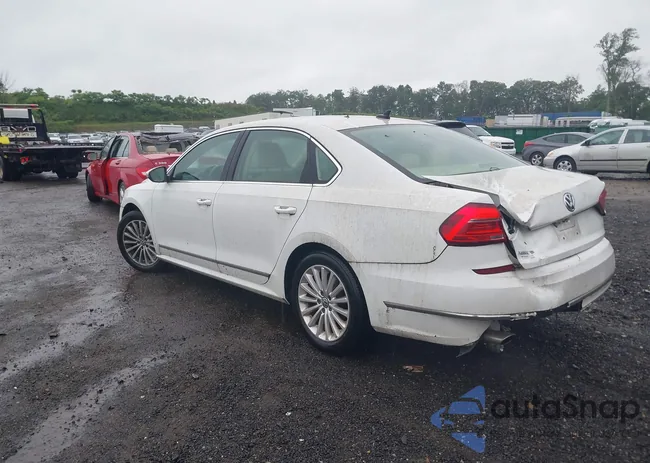 1VWBT7A36GC061568: 42469104