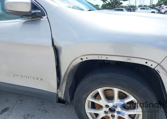 1C4PJMCB1GW359896: 42469149