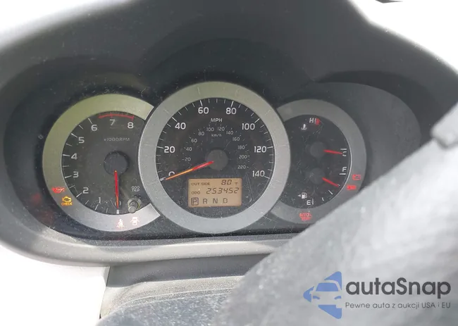 JTMBD33V786066561: 42469151