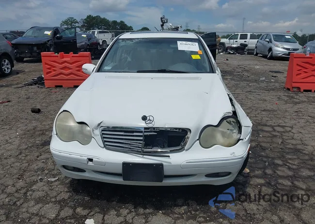 WDBRF61J61F082443: 42469263