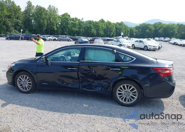 4T1BD1EB2JU062406: 42469272