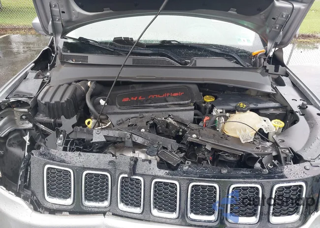 3C4NJDCB5JT349229: 42468396