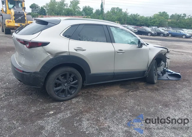 3MVDMBBM9RM602244: 42468457