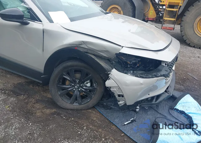 3MVDMBBM9RM602244: 42468457