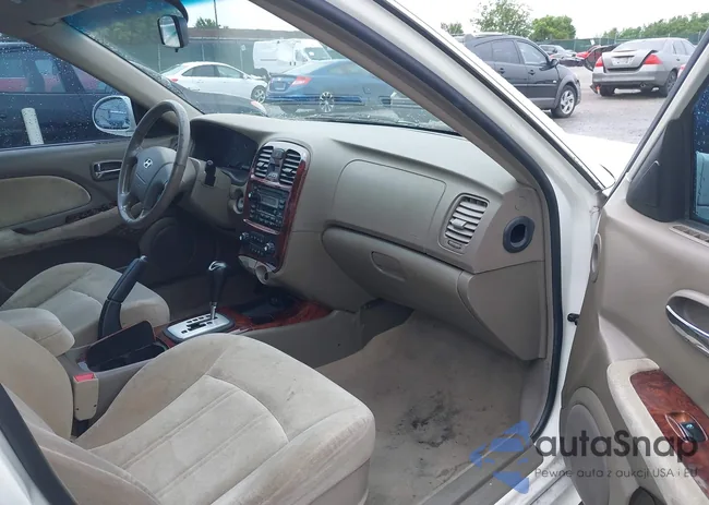 KMHWF35H55A126294: 42468458