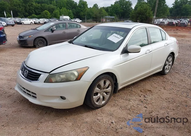 1HGCP36878A048755: 42468461