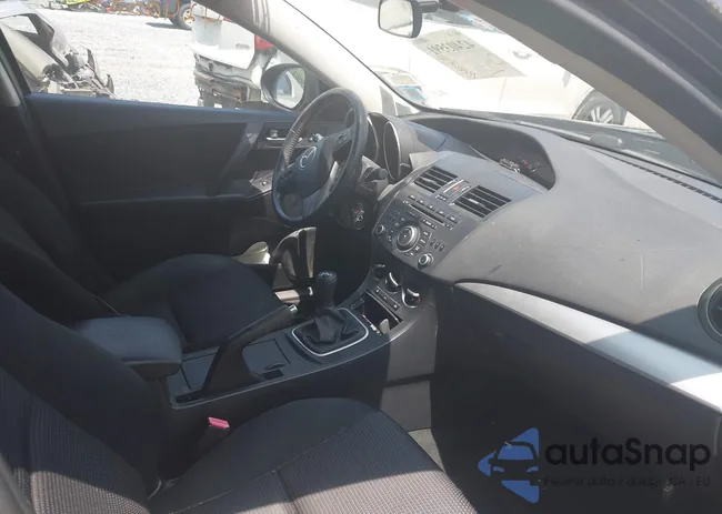 JM1BL1V84C1688068: 42468495