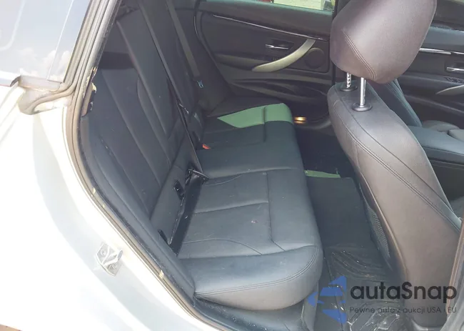 WBA8Z9C54JG828210: 42468521