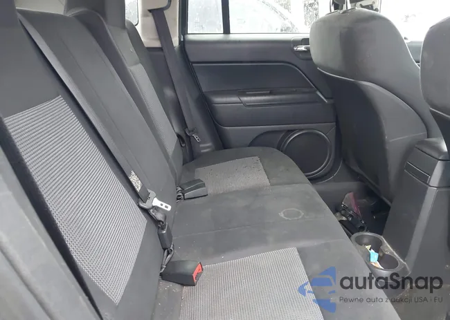 1C4NJDEB0DD207720: 42468692