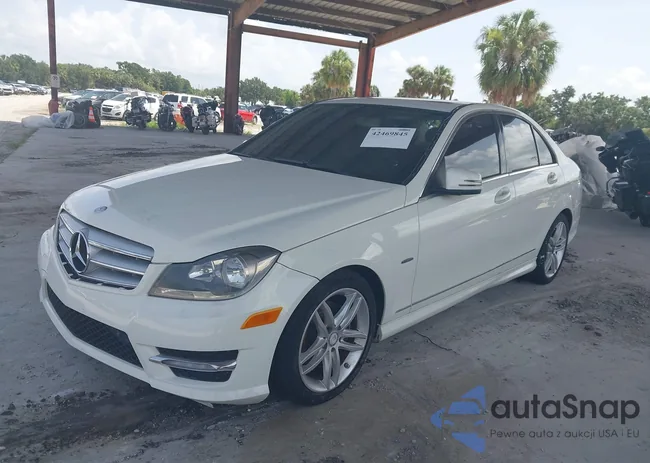 WDDGF4HB3CR194863: 42469845