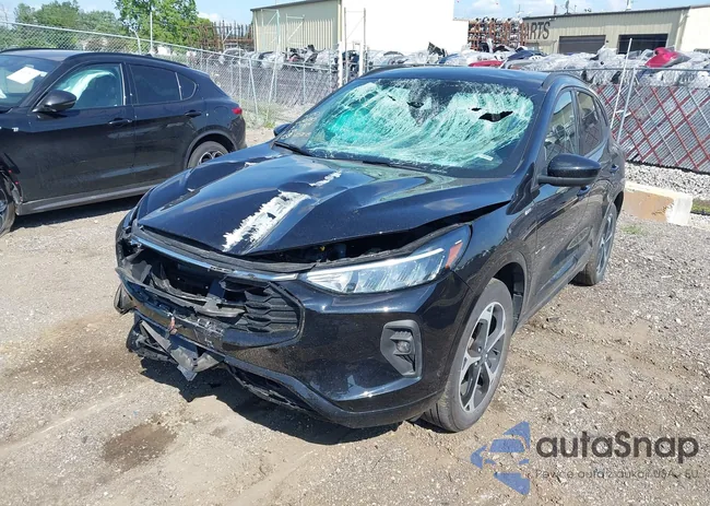 1FMCU9NA6RUA08984: 42469931