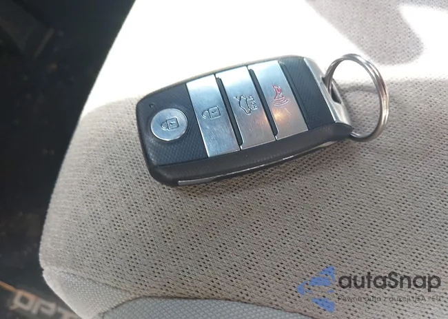 KNAGT4LC8H5004537: 42469956