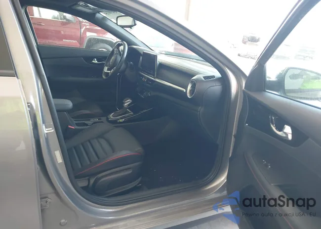 3KPF44AC3PE590095: 42470015