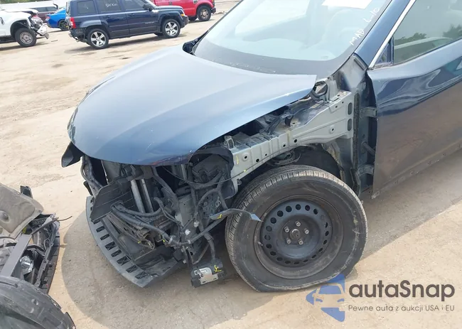 KNMAT2MV6FP592517: 42470096