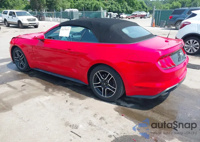 1FATP8UH8J5165389: 42470111