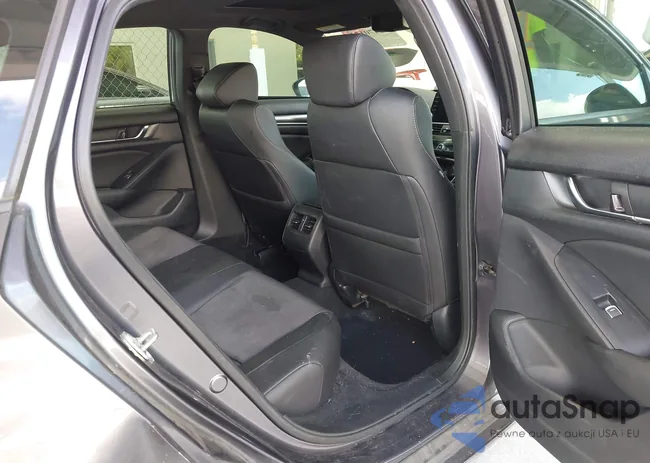 1HGCV2F33KA015456: 42470172