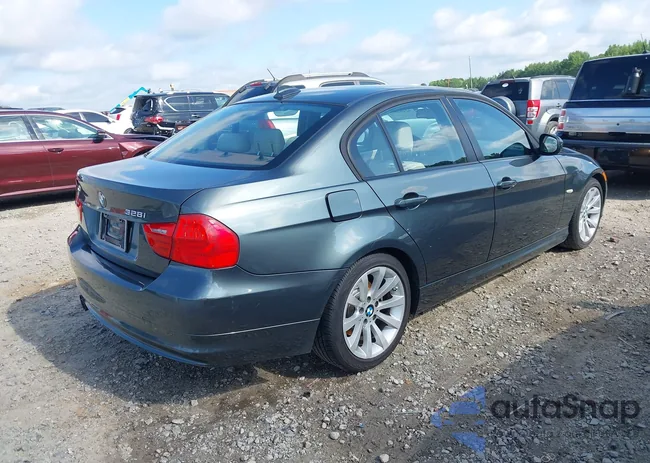 WBAPH7C52BE680056: 42469477