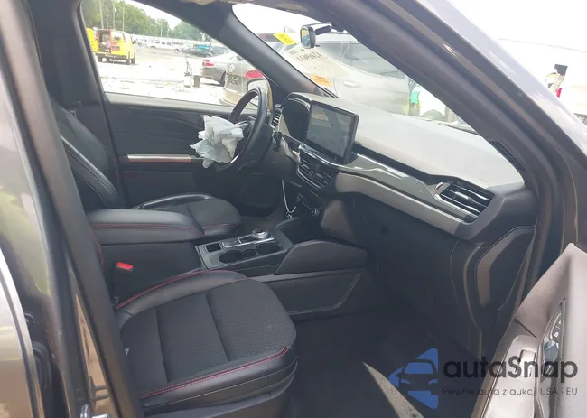 1FMCU0MNXPUB11452: 42469614