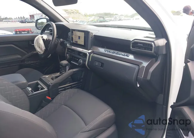 3TMKB5FN1RM023784: 42470721