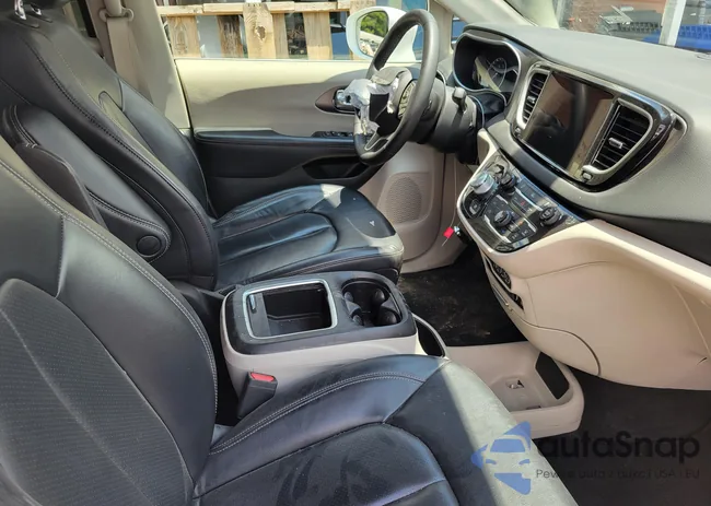 2C4RC1BGXNR233654: 42470823