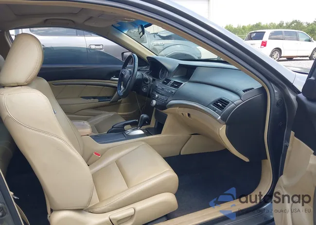 1HGCS22858A008088: 42470948