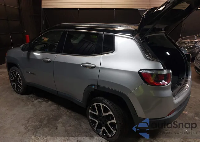 3C4NJDCB4JT482046: 42471049