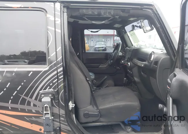 1C4BJWDG0GL117702: 42471180