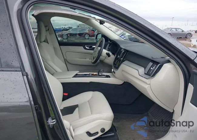 YV4L12RL2R1831572: 42471317