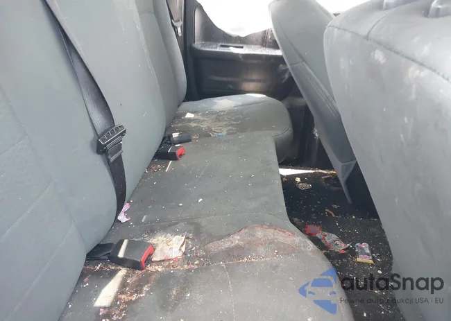 1C6RR7FG1JS247955: 42470351