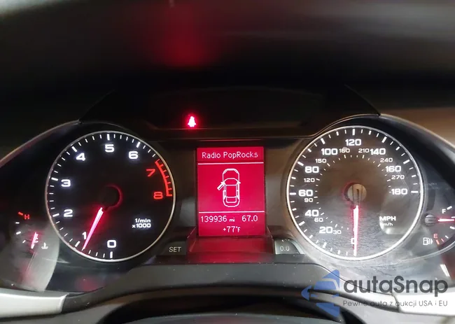 WAUDFAFLXBN043075: 42470435