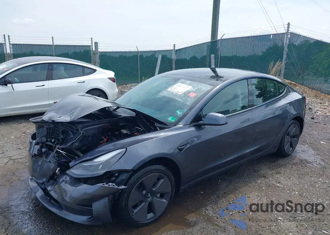 5YJ3E1EB9MF924698: 42470467